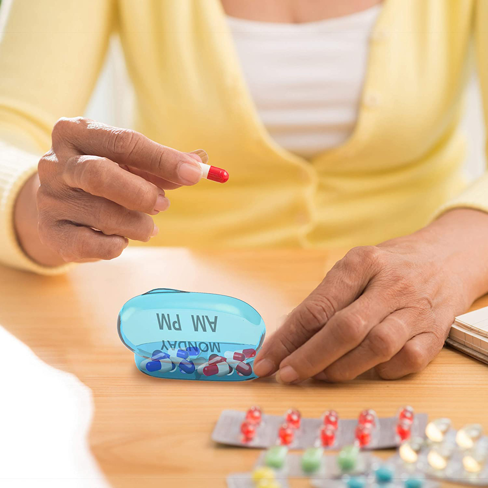Pastillero portátil semanal de 7 días con 14 compartimentos